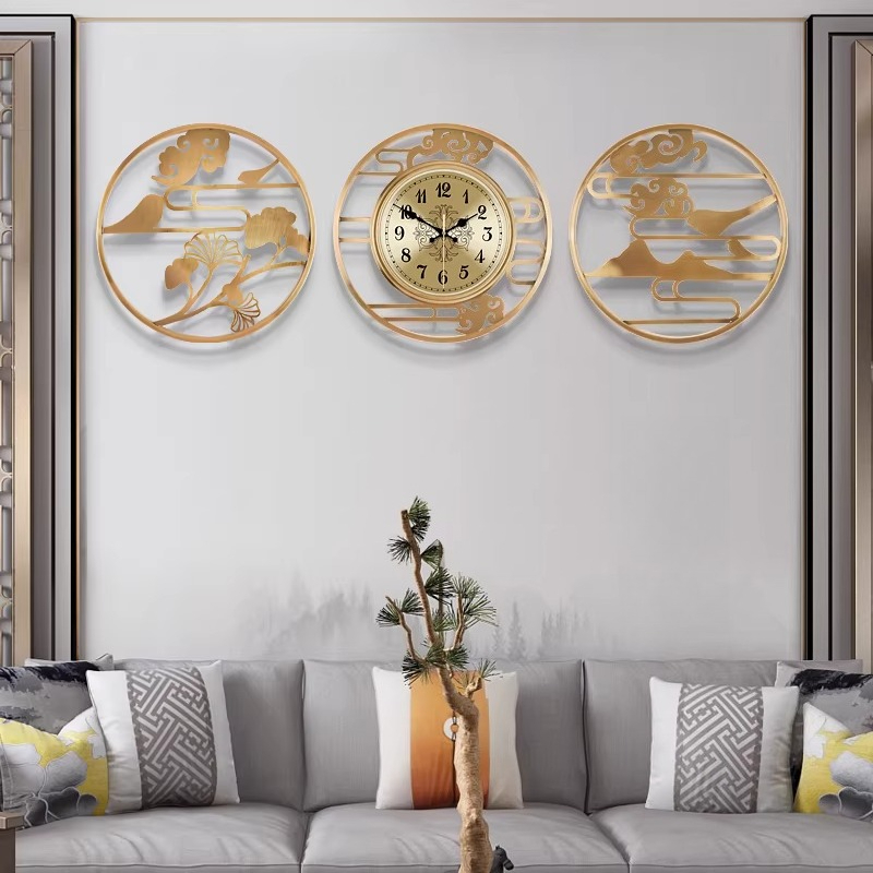 Luxury Lifestyle Aesthetics - ساعة حائط دائرية على الطراز الصيني