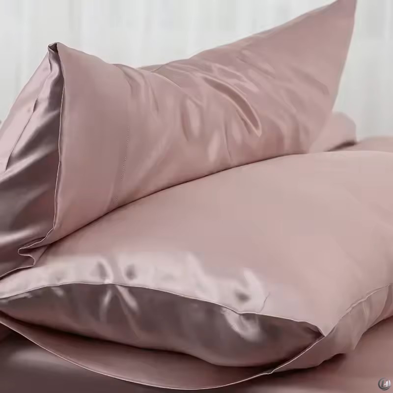 Silk Pillowcase Set - غطاء وسادة من حرير التوت الطبيعي
