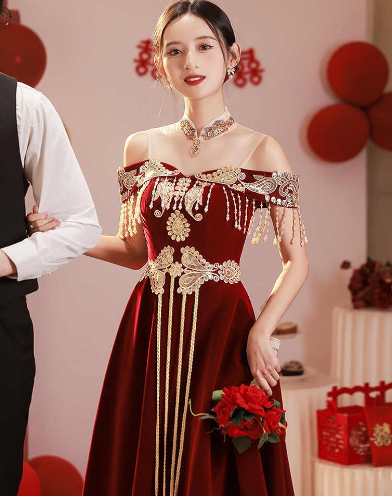 فستان تشيونغسام صيني الطراز لل - مراجعة Luxury Lifestyle Dress وسعره